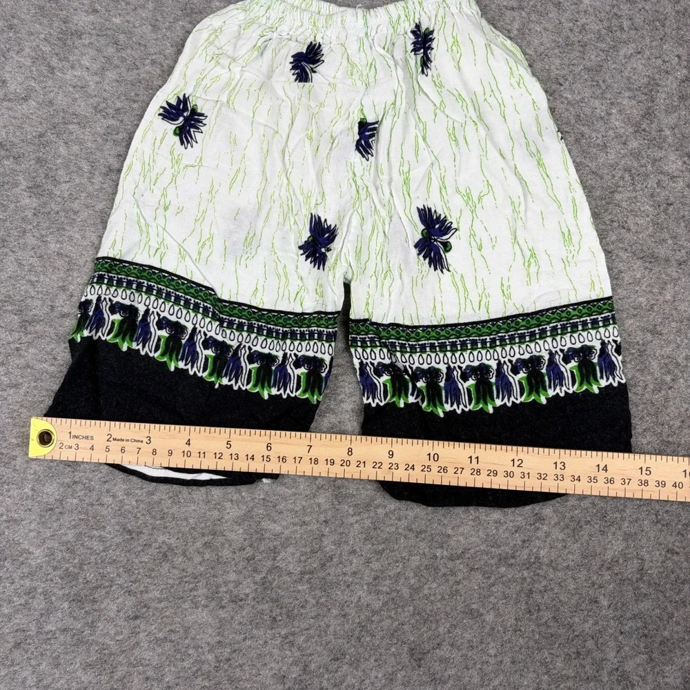 Vintage Boho Patterned Shorts Women Small‎ White Green Black Elastic Waist